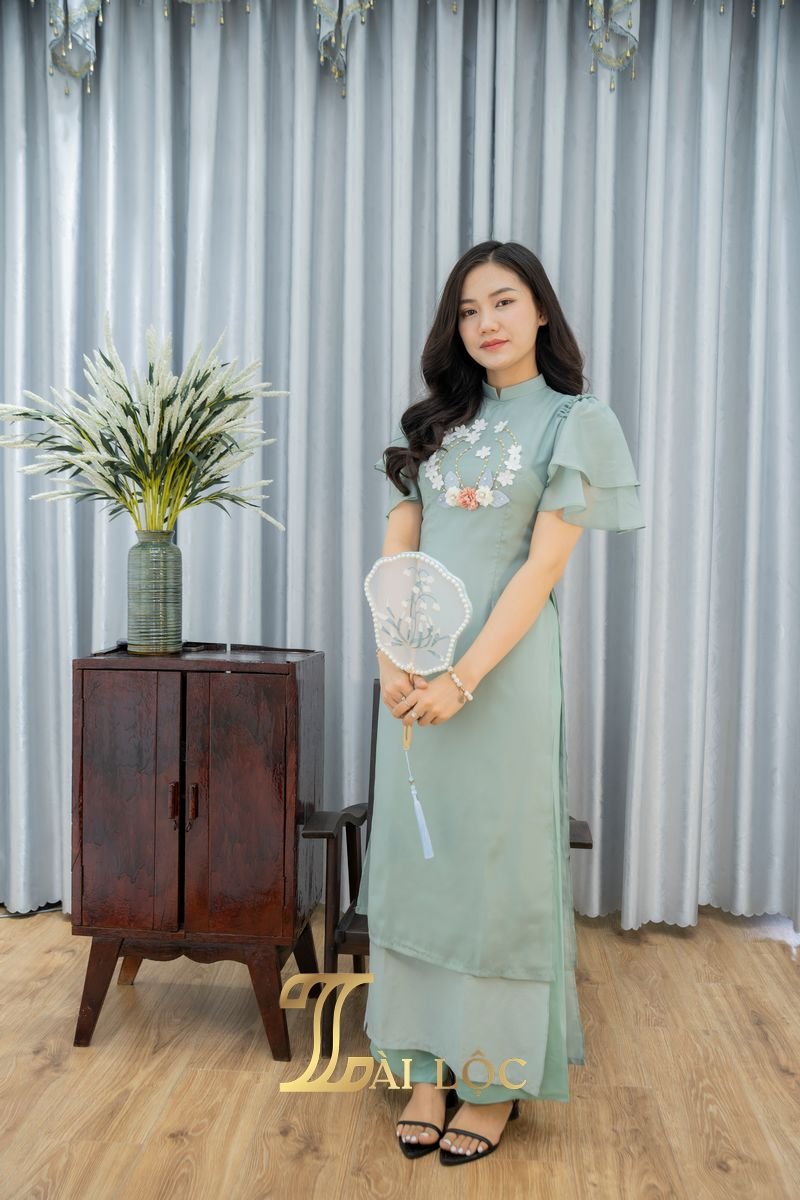 Áo Dài Bưng Quả Xanh Hoa Tròn