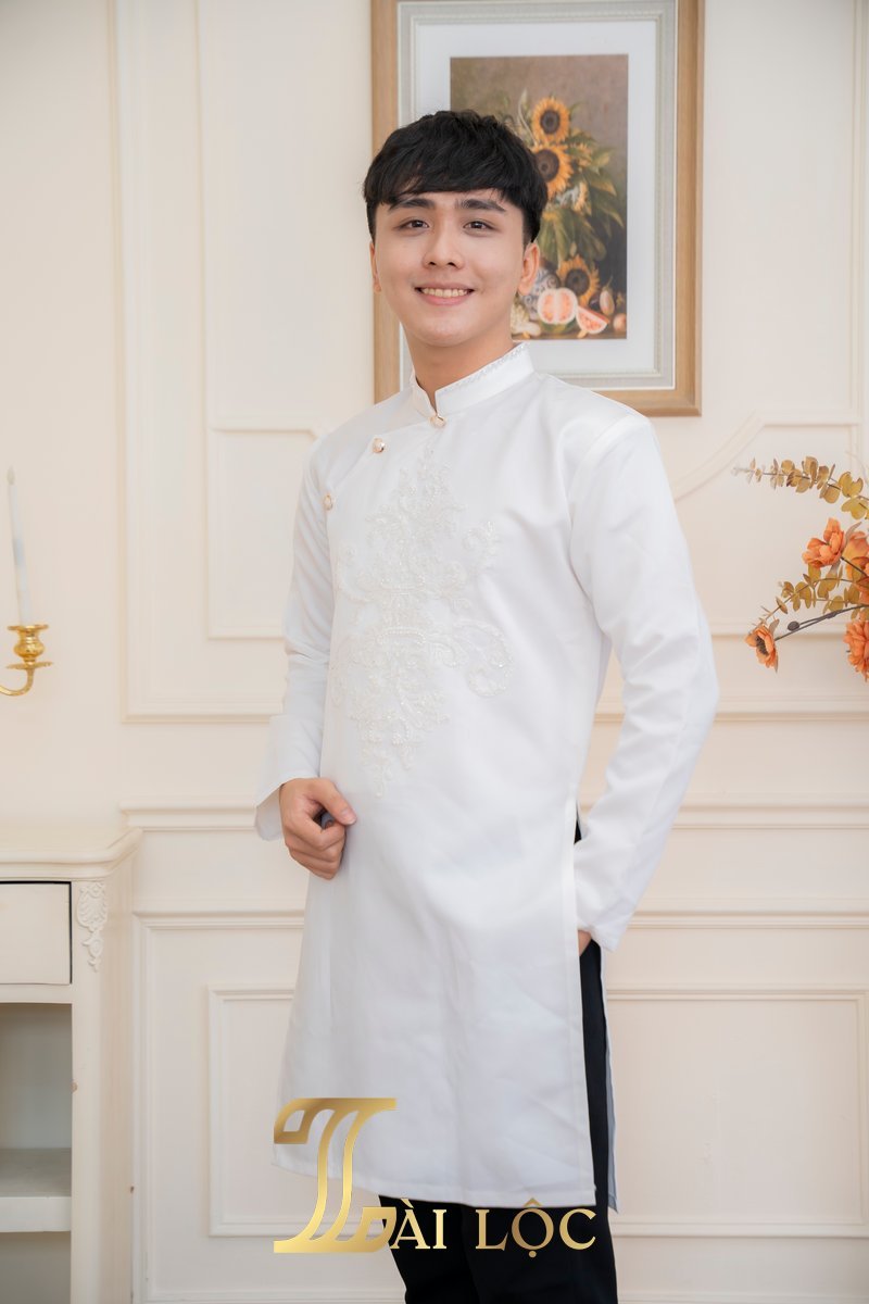 Áo Dài Cưới Chú Rể Hoa Văn Đối Xứng