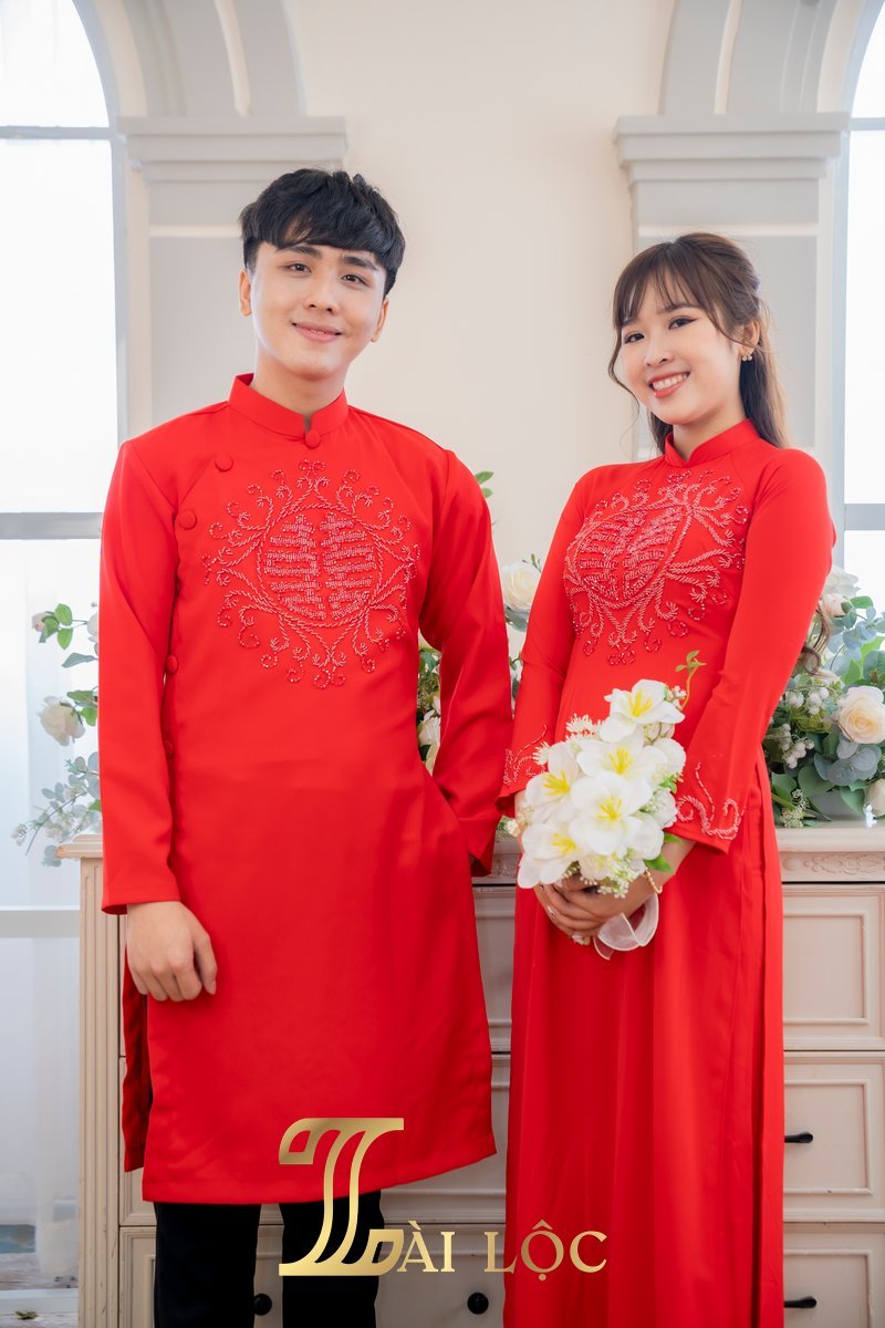 Áo Dài Cặp Đám Cưới Cô Dâu Chú Rể Lụa Đỏ Hỷ To Đính Đá