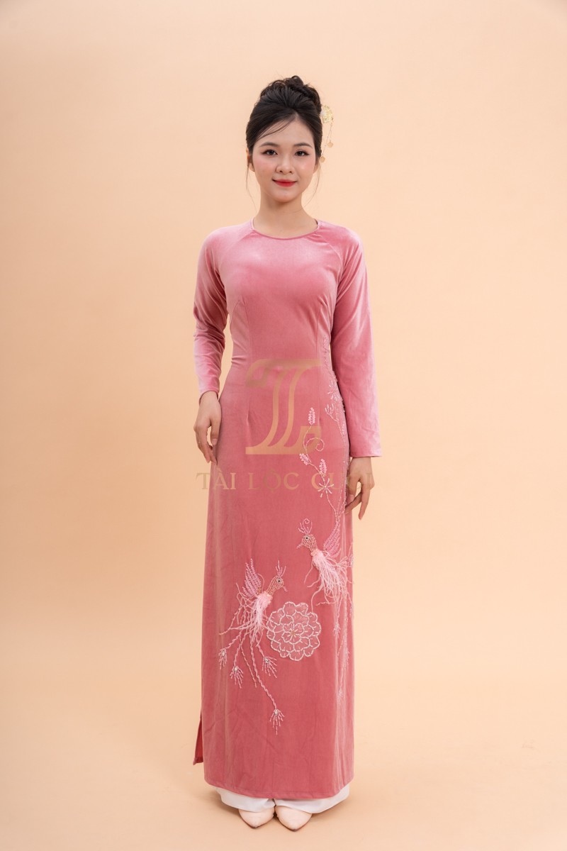 Đơn vị cho thuê áo dài bà sui uy tín tại HCM Đơn vị cho thuê áo dài bà sui uy tín tại HCM