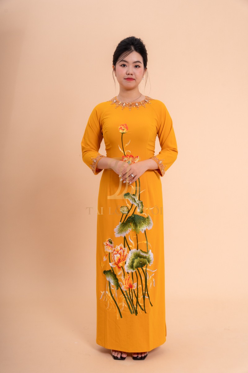 Đơn vị cho thuê áo dài bà sui uy tín tại HCM Đơn vị cho thuê áo dài bà sui uy tín tại HCM