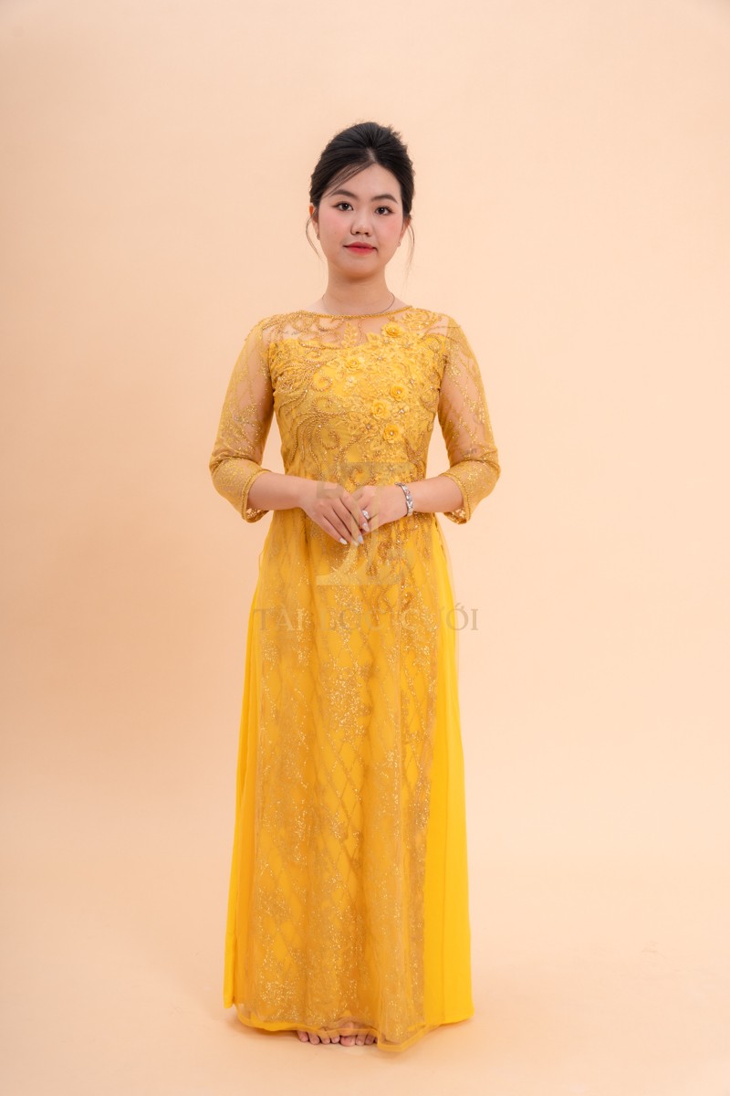 Thiết Kế Áo Dài Bà Chị Sui Vàng Ren Kết Cườm Đính Bông L-CNQ7BSVR3 Thiết Kế Áo Dài Bà Chị Sui Vàng Ren Kết Cườm Đính Bông L-CNQ7BSVR3