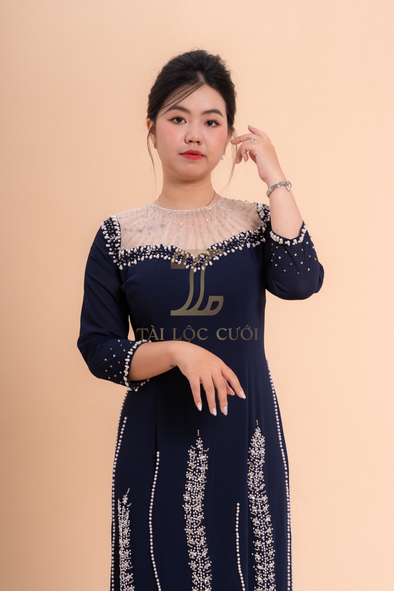 Thiết Kế Áo Dài Bà Sui Xanh Cobon Lụa Cổ Ren Kết Cườm 3XL-CNQ7BSXL7 Thiết Kế Áo Dài Bà Sui Xanh Cobon Lụa Cổ Ren Kết Cườm 3XL-CNQ7BSXL7