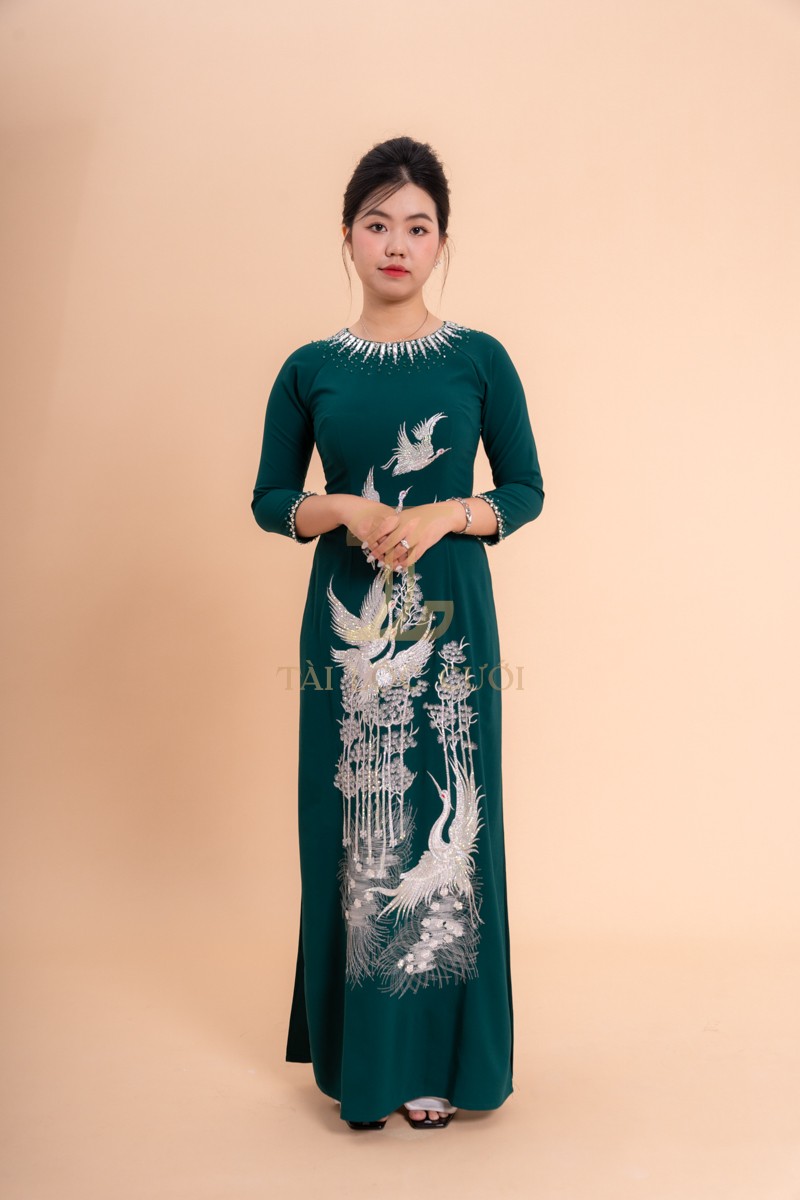 Đơn vị cho thuê áo dài bà sui uy tín tại HCM Đơn vị cho thuê áo dài bà sui uy tín tại HCM