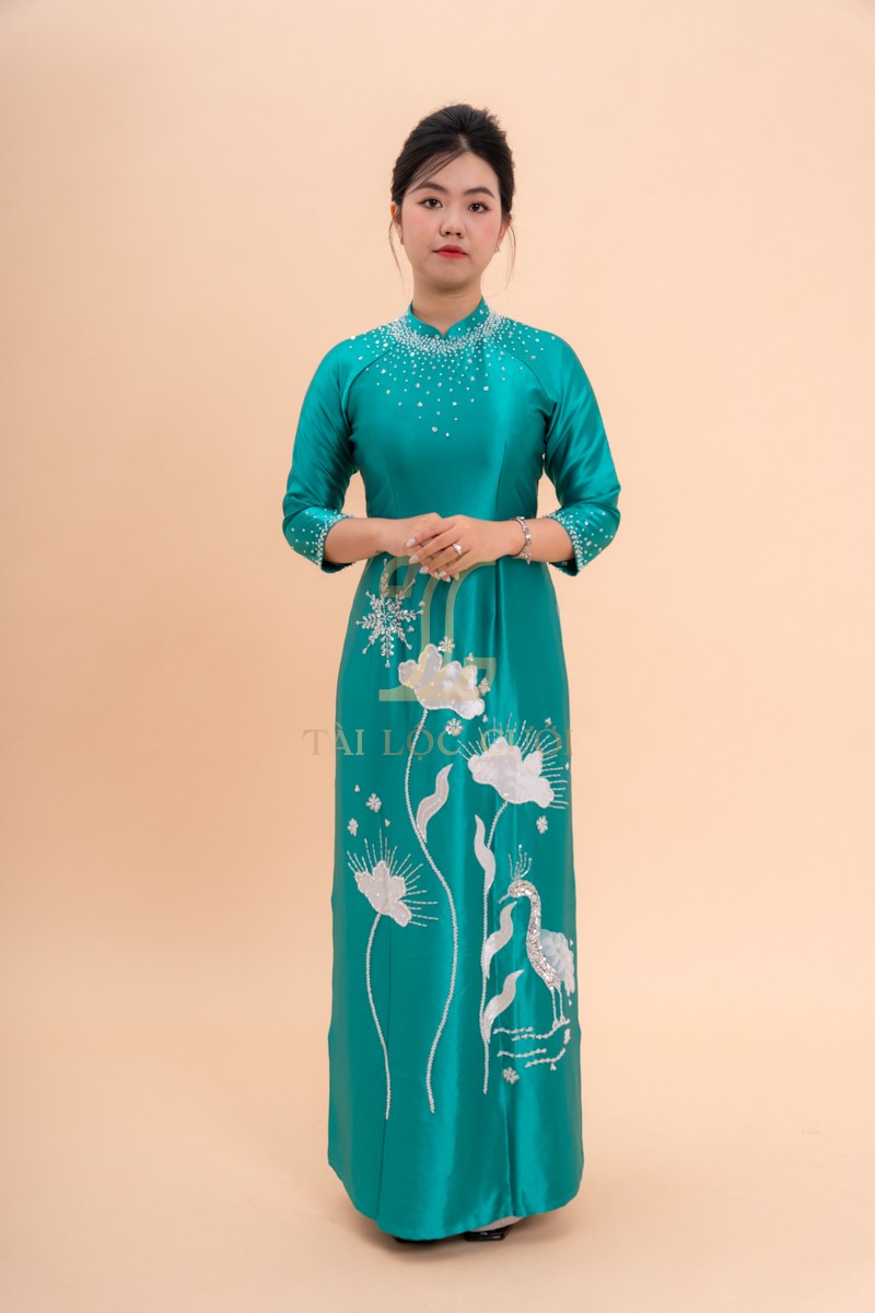 Đơn vị cho thuê áo dài bà sui uy tín tại HCM Đơn vị cho thuê áo dài bà sui uy tín tại HCM