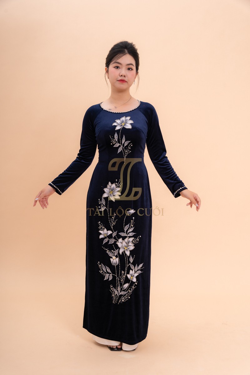 Khám phá về áo dài bà chị sui xanh nhung hoa bạch mai trắng L-BSXN15 Khám phá về áo dài bà chị sui xanh nhung hoa bạch mai trắng L-BSXN15