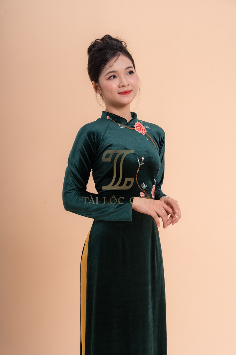 Đôi nét về áo dài bà chị sui xanh rêu nhung hoa hồng đẹp M-BSXN12 Đôi nét về áo dài bà chị sui xanh rêu nhung hoa hồng đẹp M-BSXN12